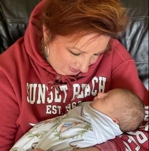 Meet your Posher, Michele